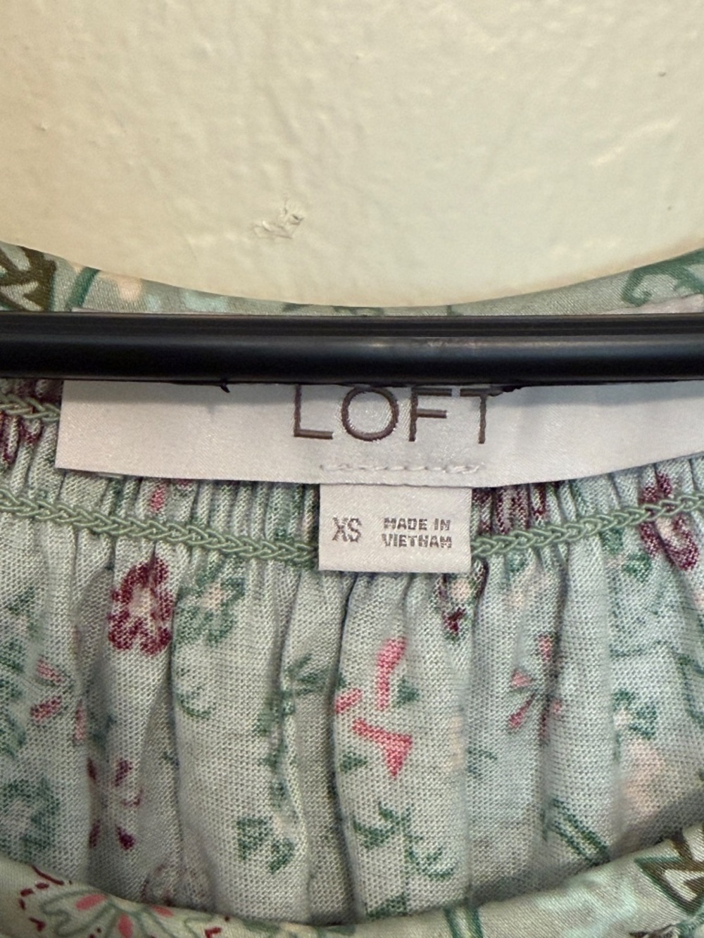 LOFT Top - Picture 2 of 4
